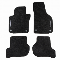 Veliūriniai HORIZON kilimėliai VOLKSWAGEN Golf V 2003-2009 (Juodos spalvos)