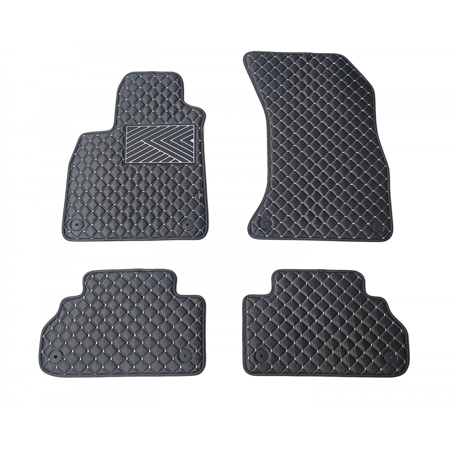 Odiniai kilimėliai QuiltyMats AUDI Q5 2017-2025 (Juodos spalvos - Pilkais dygsniais)
